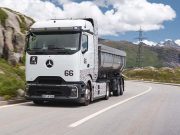 Il camion idrogeno a fuel cells della Mercedes