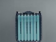 La Bmw iX5 Hydrogen con i serbatoi H2 innovativi, integrati nel pianale e il sistema fuel cells hi-tech